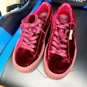 These pumas are 100% 90, since only the letters on the insoles are somewhat worn